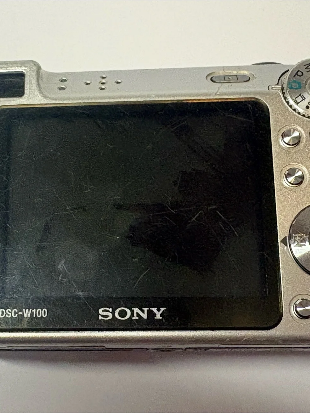 Sony Cybershot DSC W100 Silver 505559 (For Parts Only)